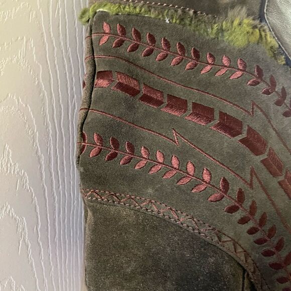 Maxx New York Hobo satchel leather suede olive green brown strap & embro… - Picture 12 of 15